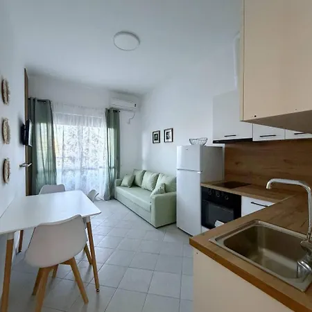 Cactus D2 Apartment *